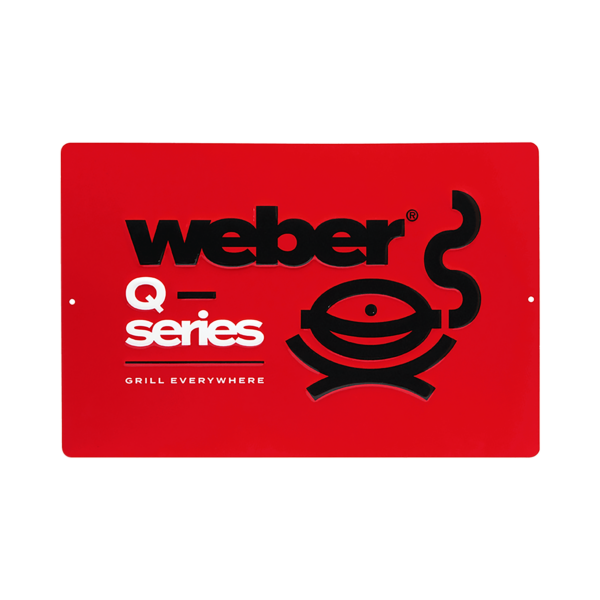 Letrero metálico con la leyenda “Weber Q Series” Limited Edition